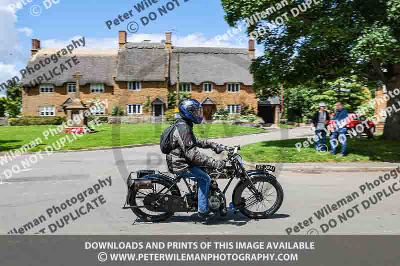 Vintage motorcycle club;eventdigitalimages;no limits trackdays;peter wileman photography;vintage motocycles;vmcc banbury run photographs